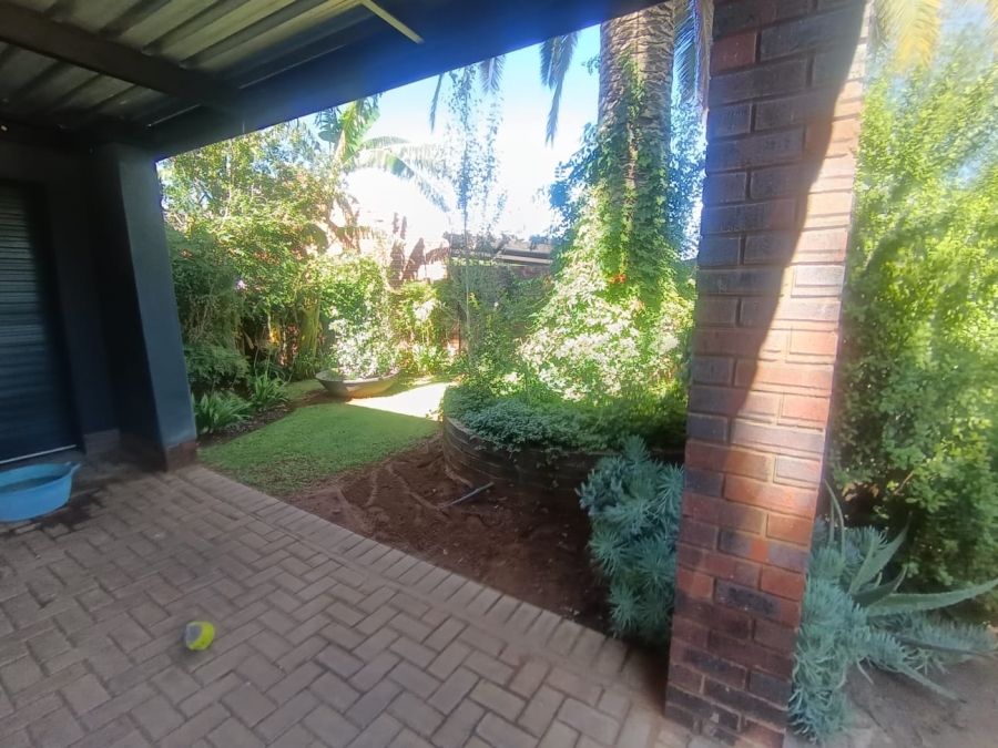 4 Bedroom Property for Sale in Hillcrest Northern Cape